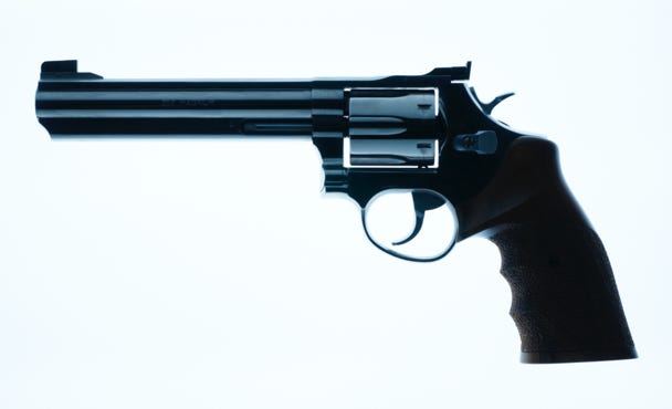 Revolver, Magnum; Schuß, Trommel, Abzug